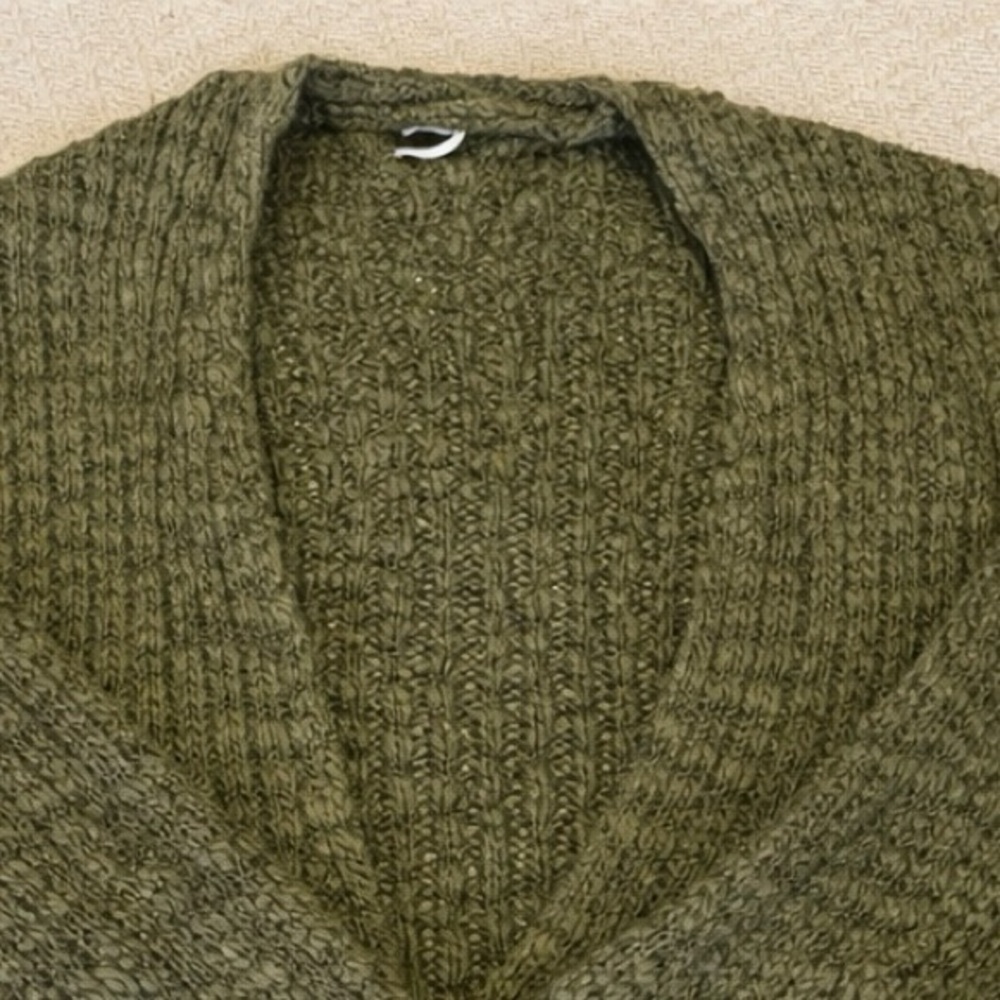 Free People Moss Green Chunky Knit Cardigan Size M NWT - Picture 5 of 14